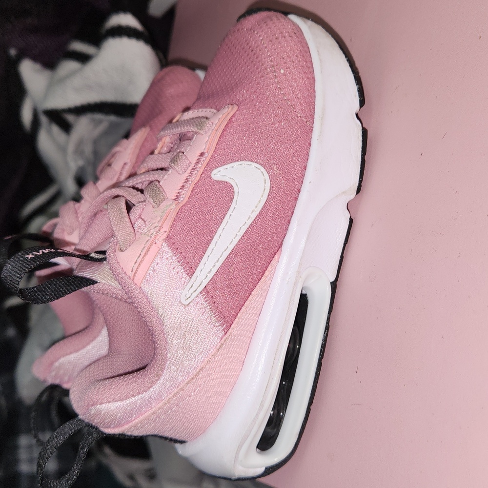Nike Kids Pink and White Sneakers